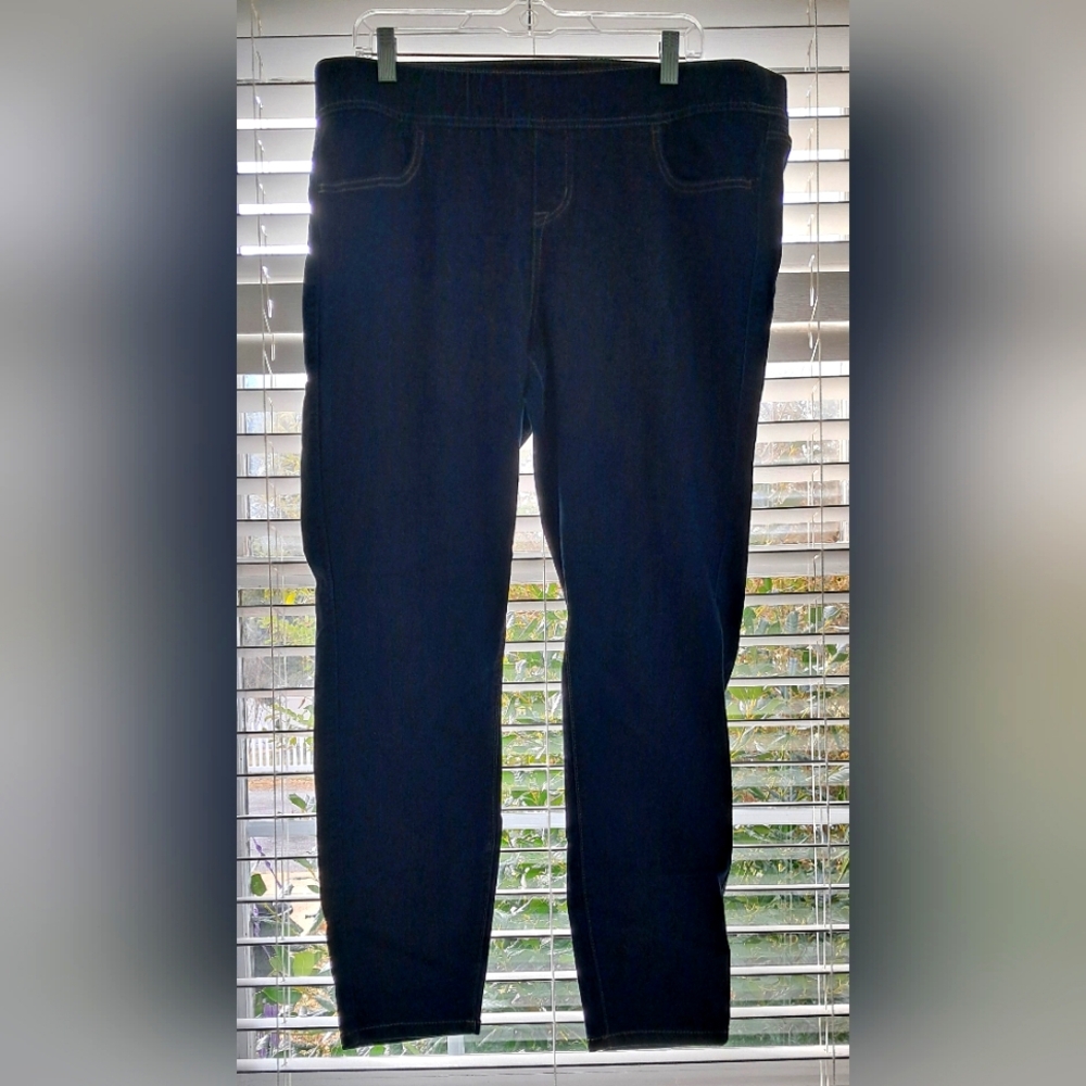 Torrid Dark Wash Lean Jean Sz 2 NWT